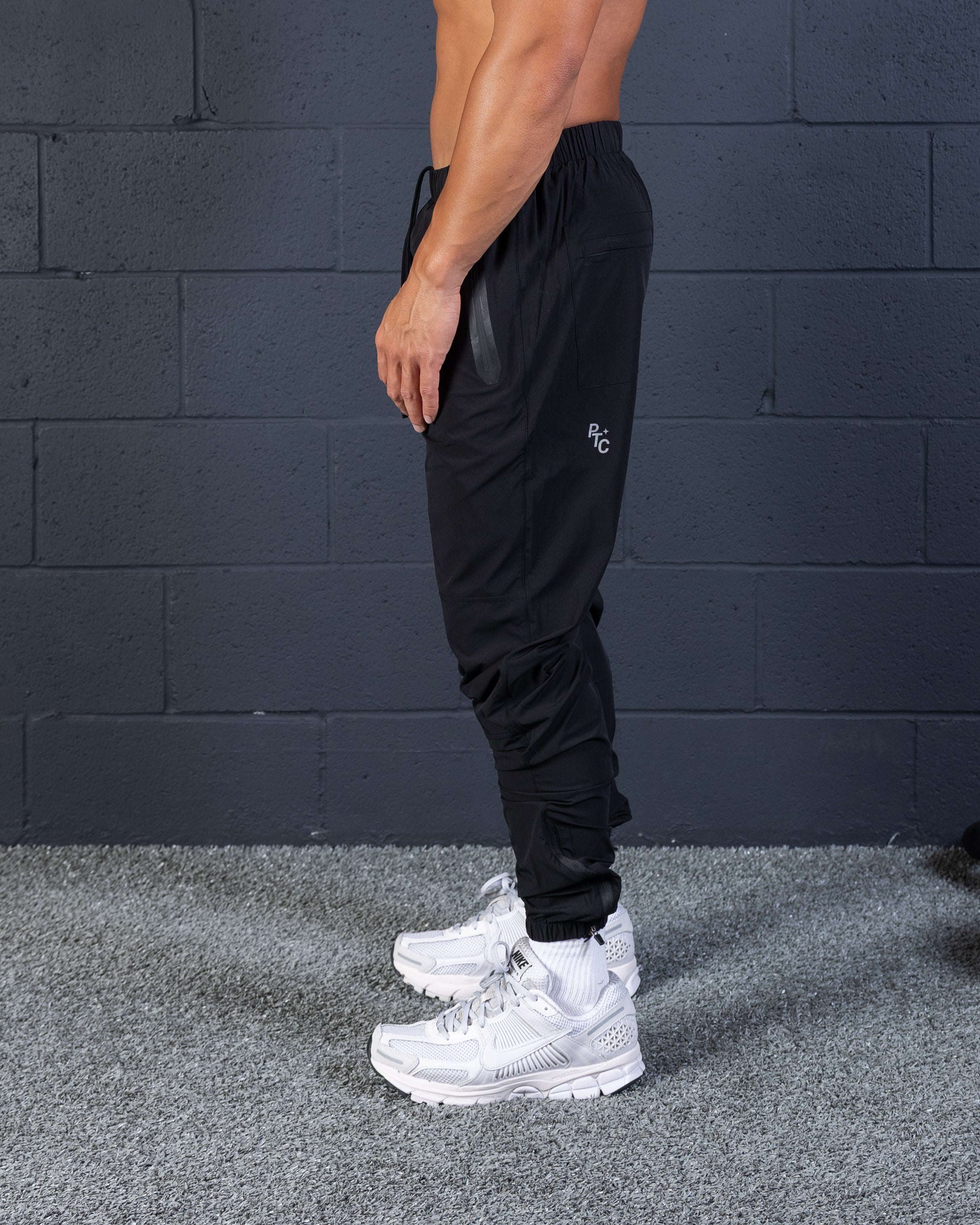 Signature Track Pant - Black
