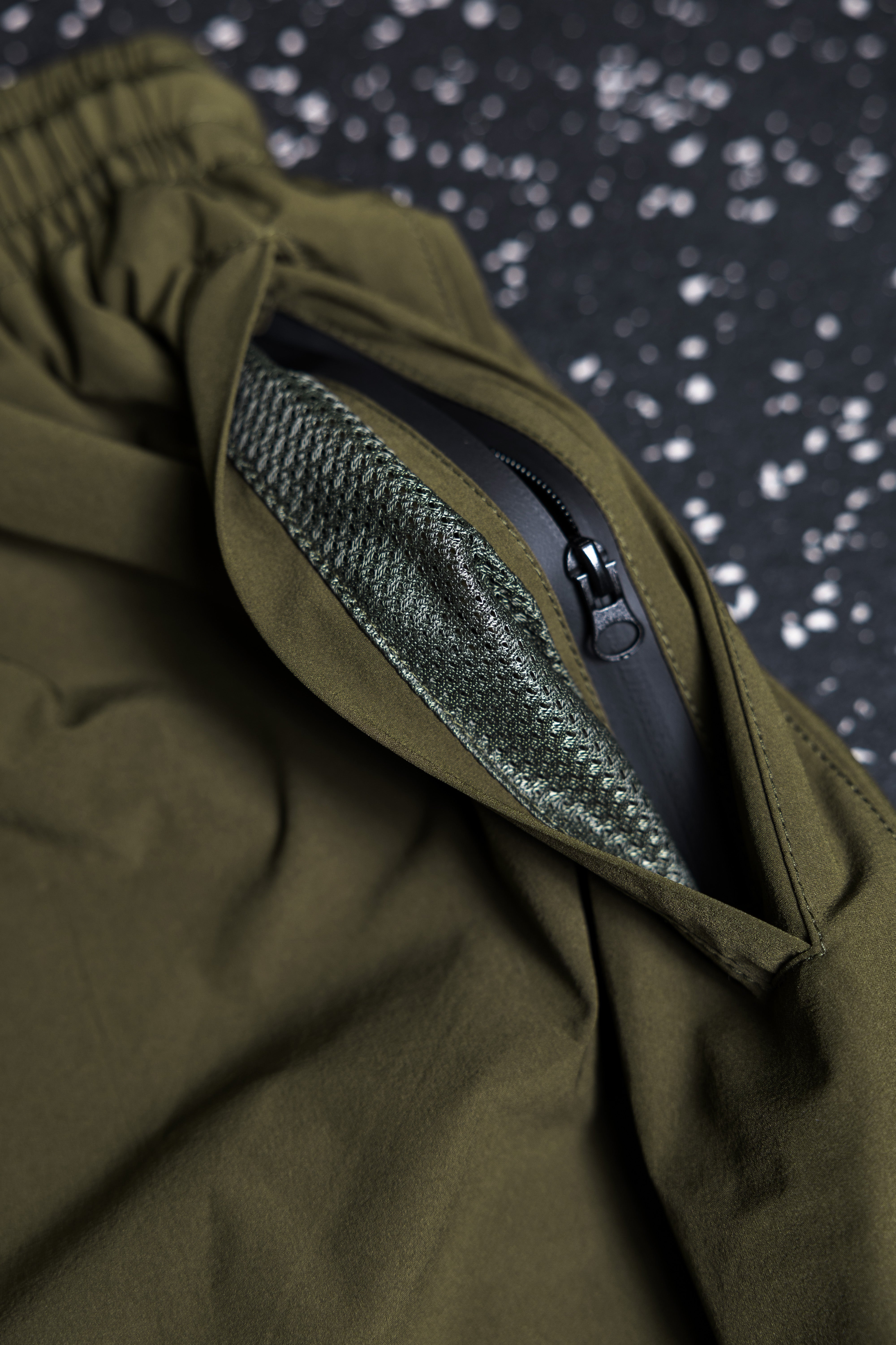 Signature Shorts - Olive Green